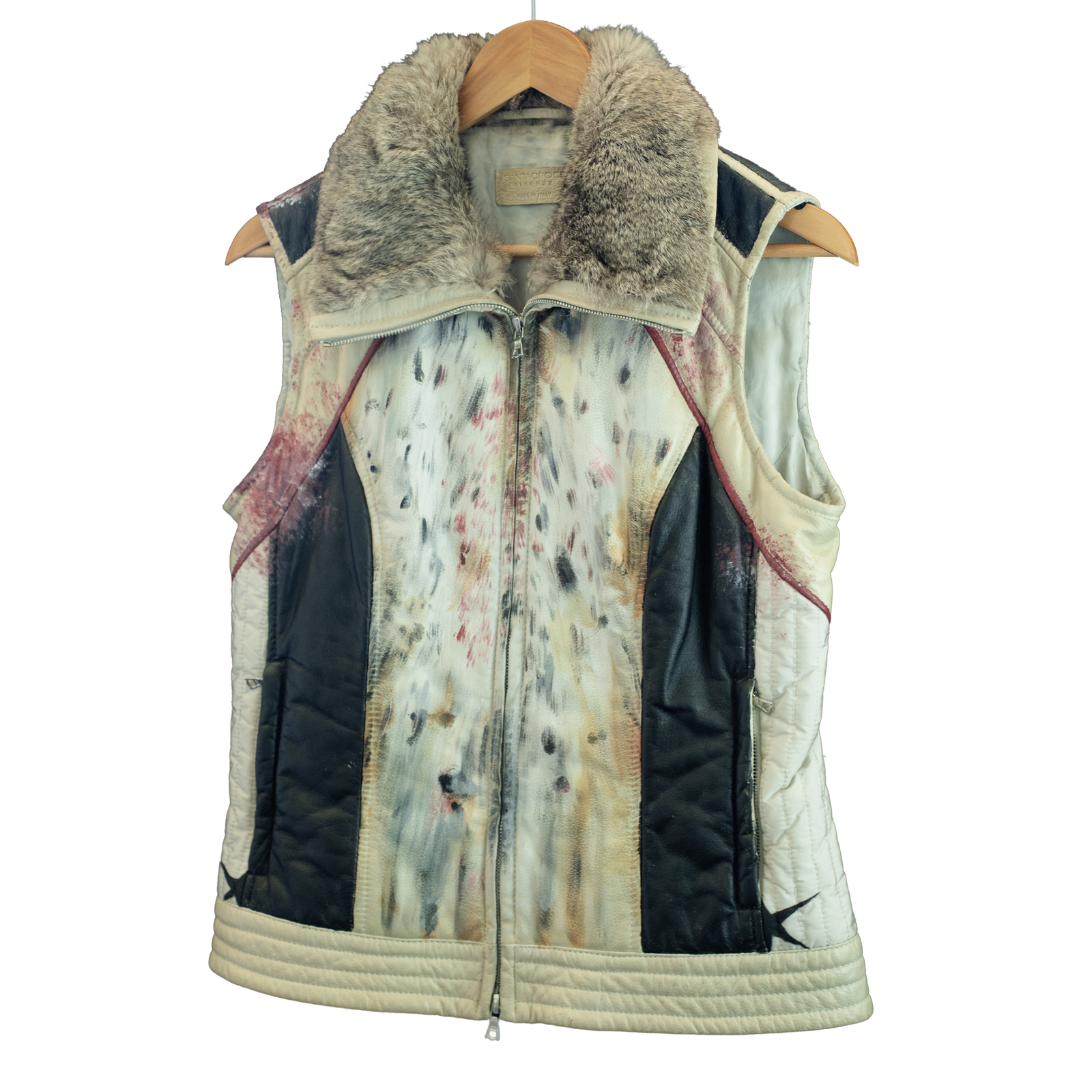 ENIF NYX Collection gilet - open collar detail